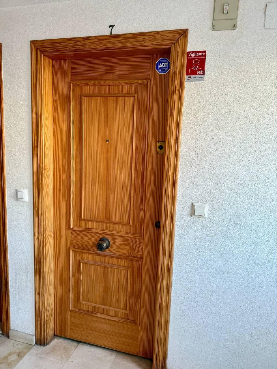 4-50-7 Exclusive apartment with 2 bedrooms and 3 terraces – Ref. A10245