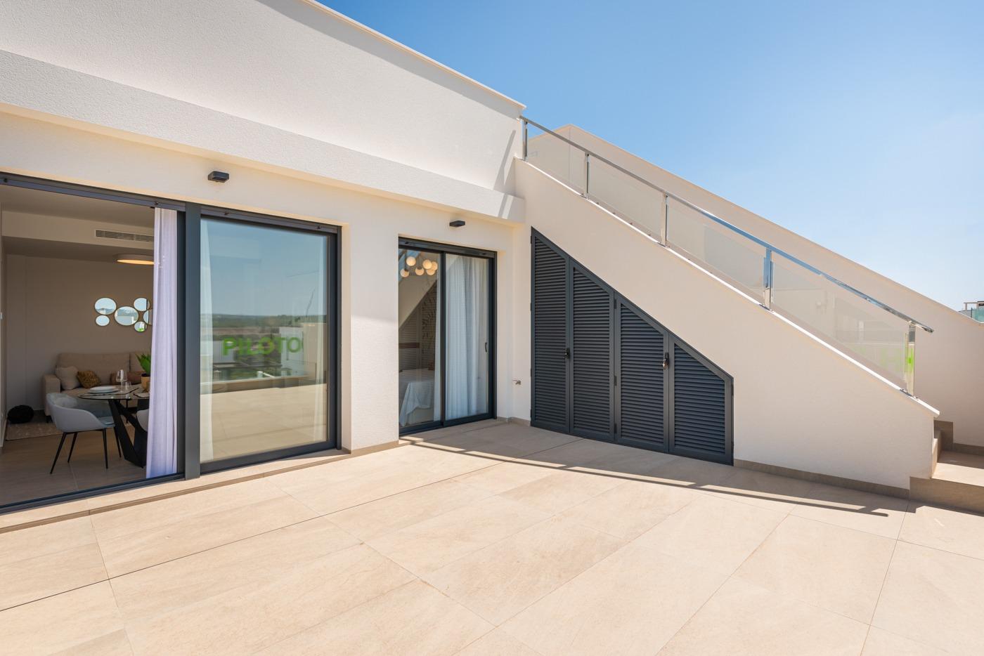 4-51-6 OBRA NUEVA! VILLA DE LUJO EN ORIHUELA COSTA. PLAYA A 350 METROS.