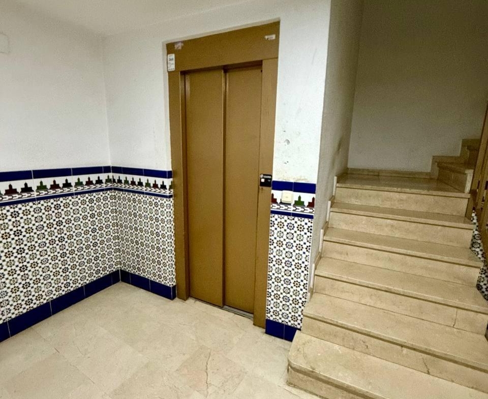 Exclusive apartment with 2 bedrooms and 3 terraces – Ref. A10245