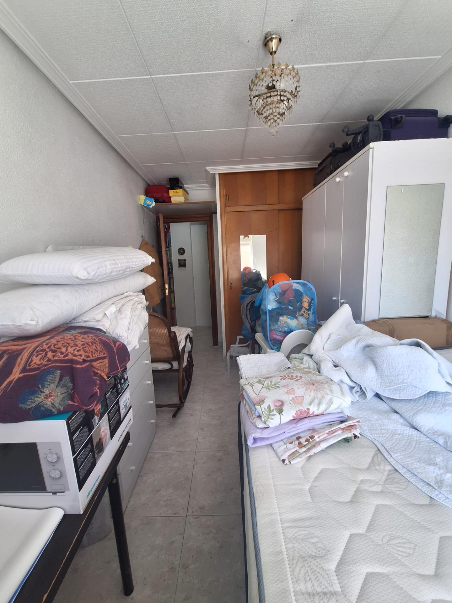 PISO AMPLIO Y LUMINOSO CON ASCENSOR EN PINTOR GISBERT – SAN BLAS
