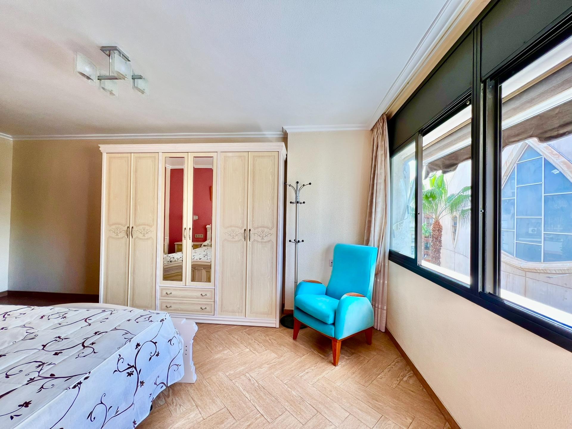 4-56-12 Confort, amplitud y exclusivididad. PISO DE 145m2 EN UBICACIÓN PRIVILEGIADA