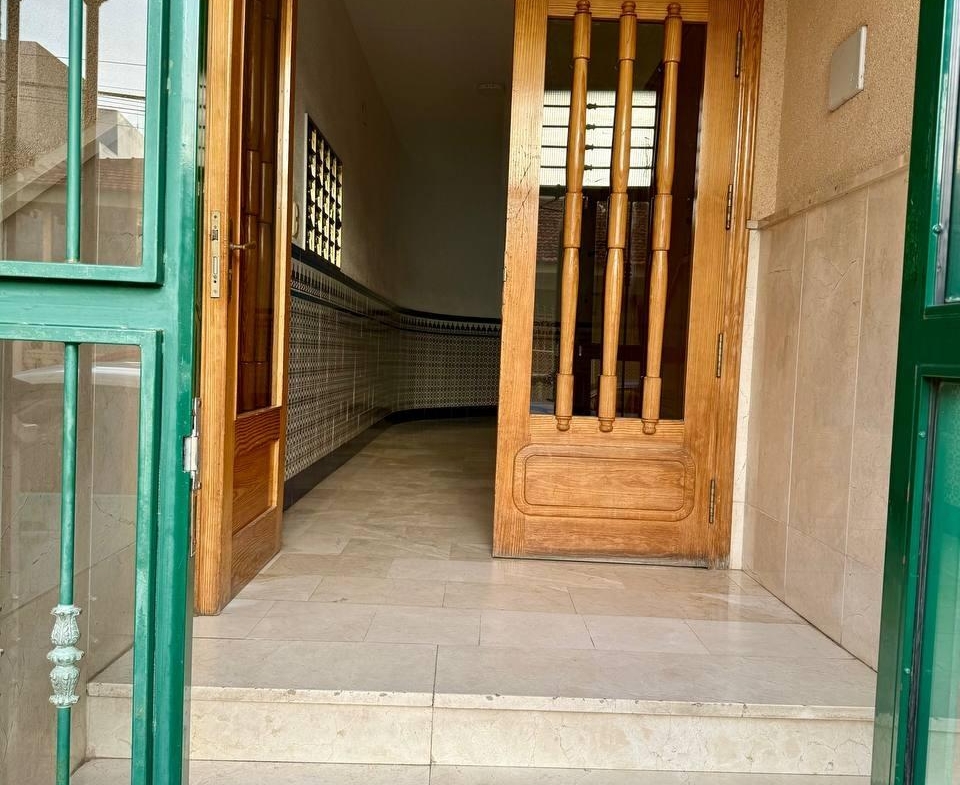 Exclusive apartment with 2 bedrooms and 3 terraces – Ref. A10245