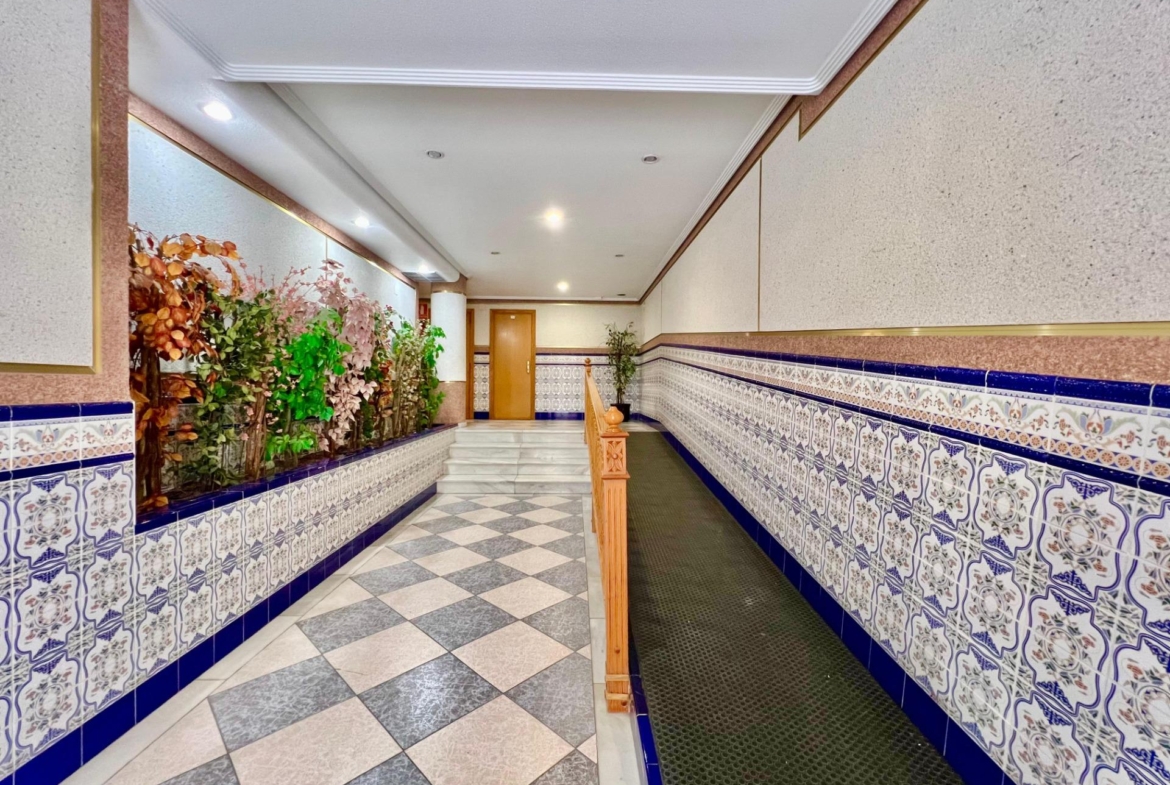 ATICO A 100m DE LA PLAYA DE LA MATA CON IMPRESIONANTE TERRAZA CON VISTAS AL MAR