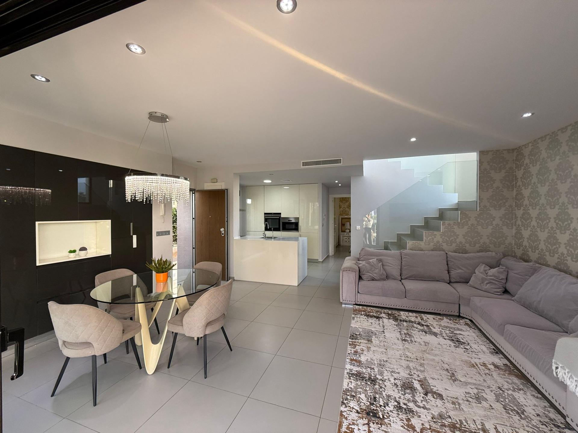 Prachtige vrijstaande villa met een perceel van 300 m2
