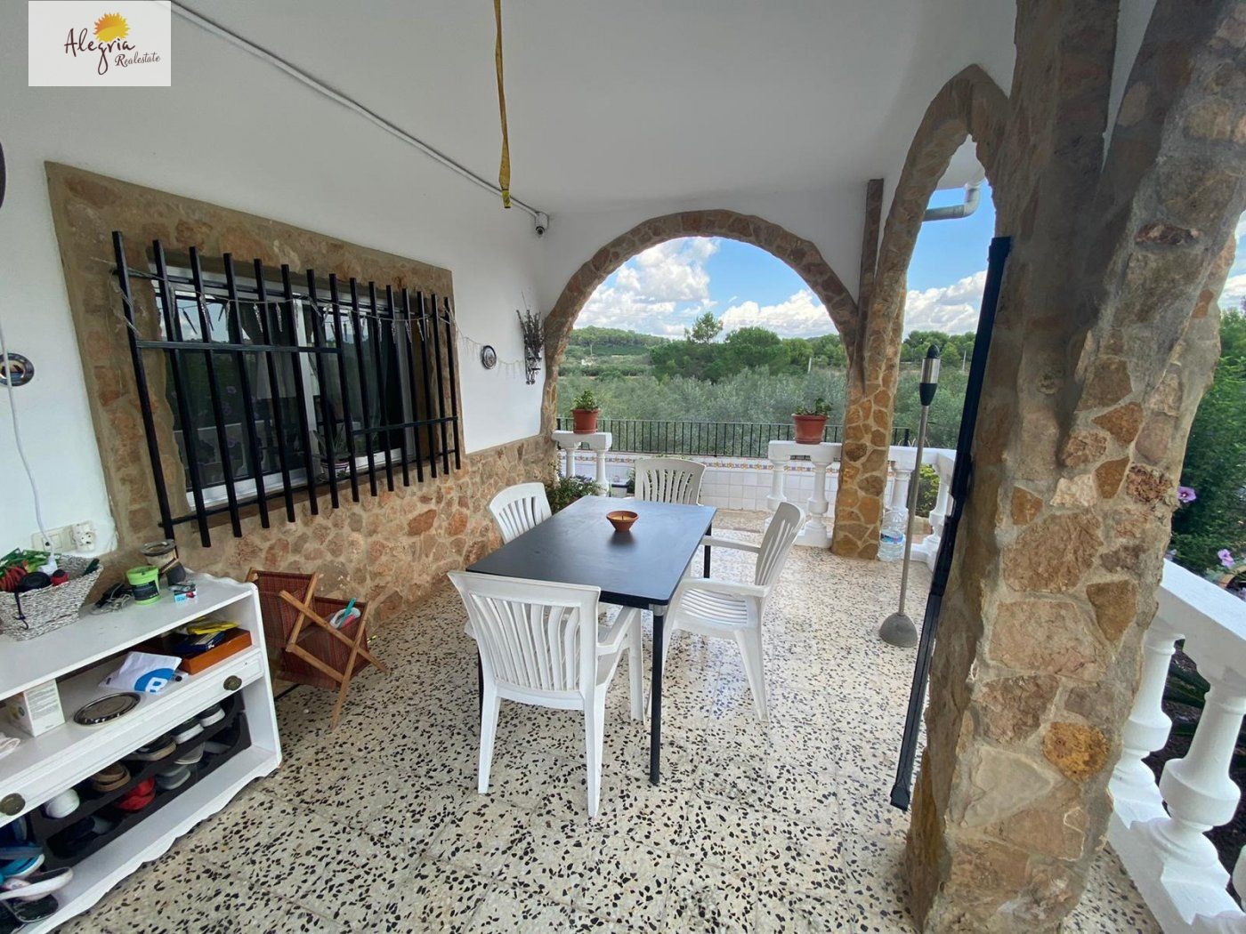 4-6-6 Villa for sale in Algimia de Alfara