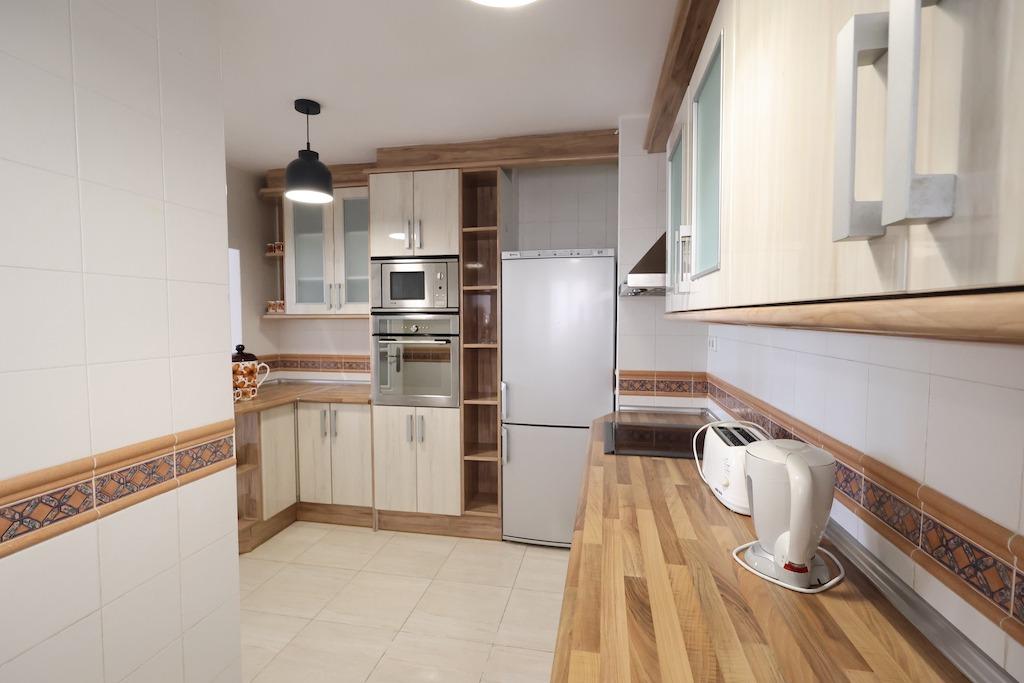 Torrevieja Avda de la Libertad, 1e verdieping appartement voor de nieuwe haven