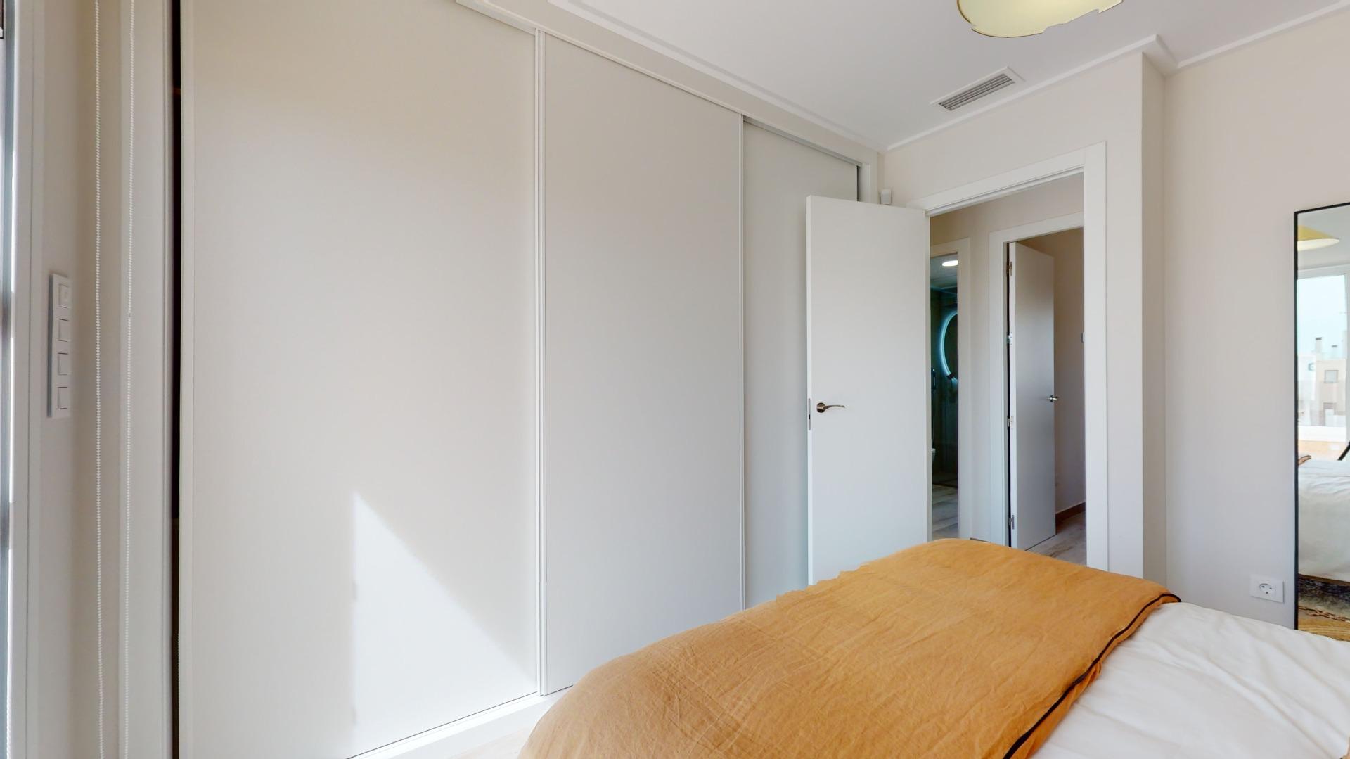 4-62-8 ADOSADOS DE OBRA NUEVA EN PILAR DE LA HORADADA. 3 DORM. 2 BAÑOS. CON PLAZA DE GARAJE Y PISCINA. 83 M2. JARDIN 33 M2. SOLARIUM 34 M2.