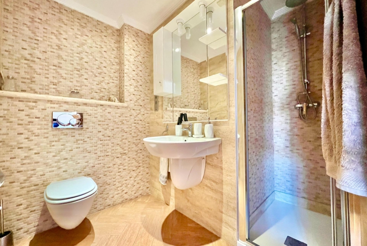 Confort, amplitud y exclusivididad. PISO DE 145m2 EN UBICACIÓN PRIVILEGIADA