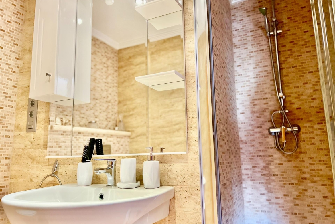 Confort, amplitud y exclusivididad. PISO DE 145m2 EN UBICACIÓN PRIVILEGIADA