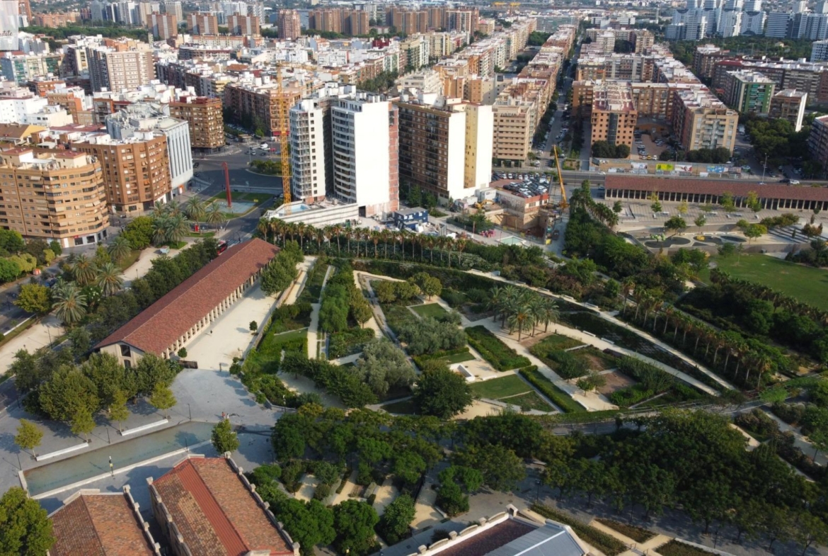 EXCLUSIVOS ESTUDIOS EN EL PARQUE CENTRAL DE VALENCIA
