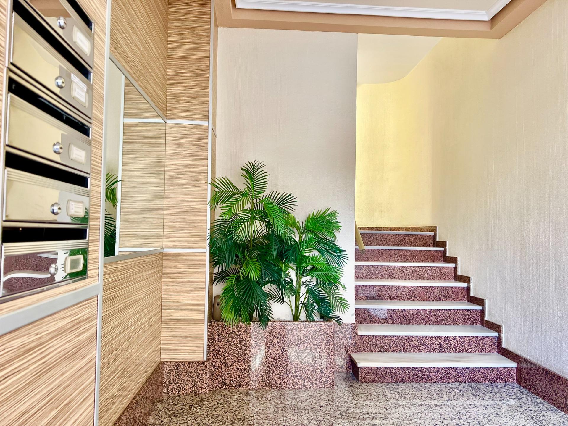4-7-114 Confort, amplitud y exclusivididad. PISO DE 145m2 EN UBICACIÓN PRIVILEGIADA