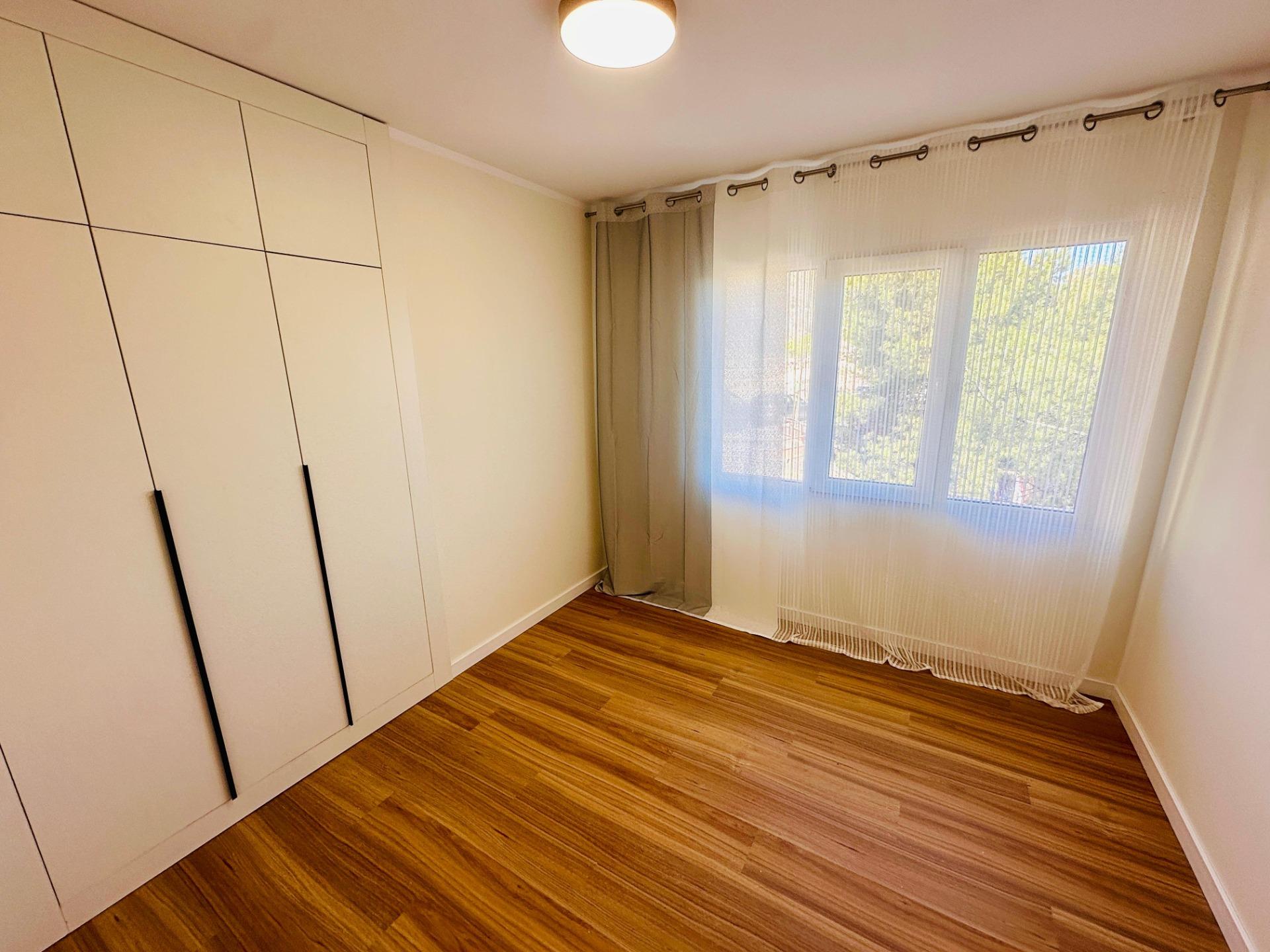 Bright and spacious apartment for sale in Alicante, Campoamor area