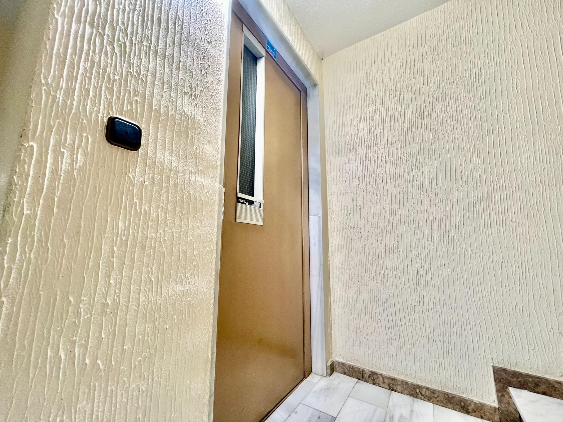 4-8-109 Confort, amplitud y exclusivididad. PISO DE 145m2 EN UBICACIÓN PRIVILEGIADA