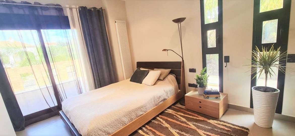 VILLA IN CALPE FOR SALE