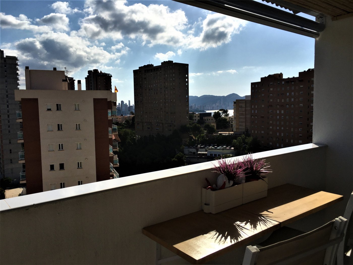 4-8-20 MARVELLOUS PENTHOUSE INBENIDORM IN LA CALA WITH SEA VIEWS