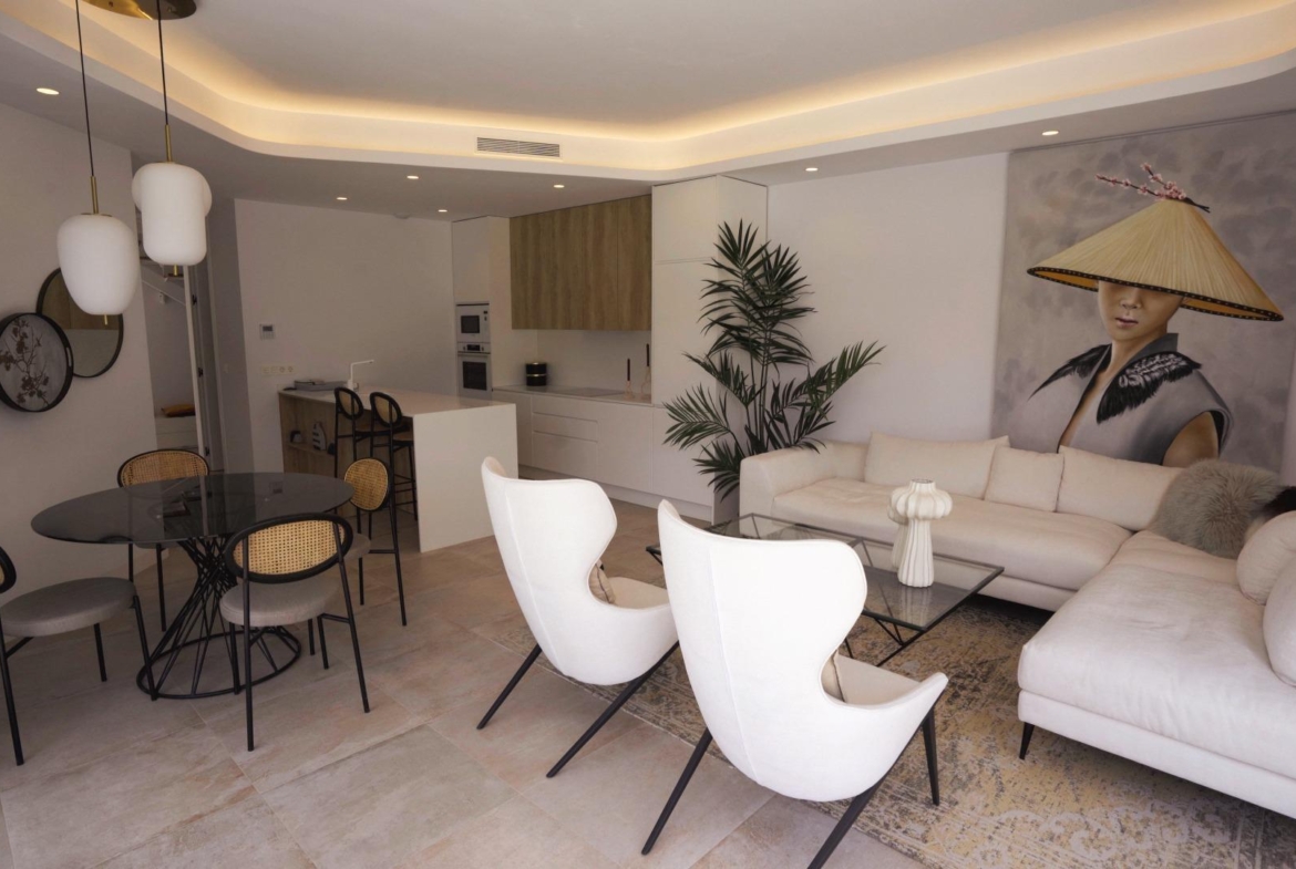 VILLAS DE LUJO! OBRA NUEVA DE ALTA CALIDAD! 3 DORMITORIOS. 3 BAÑOS. PISCINA PRIVADA. PARCELA 180M2.