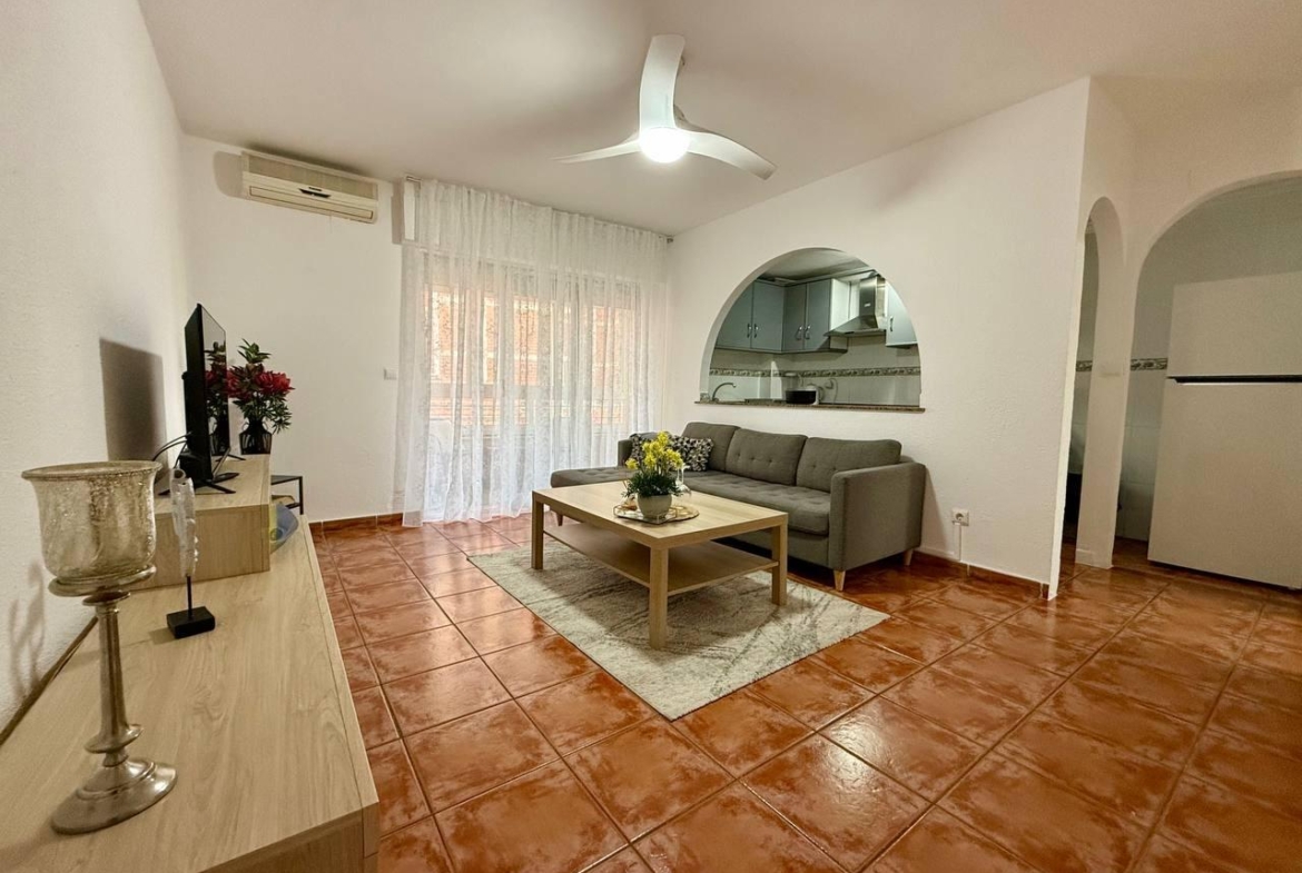 Exclusive apartment with 2 bedrooms and 3 terraces – Ref. A10245