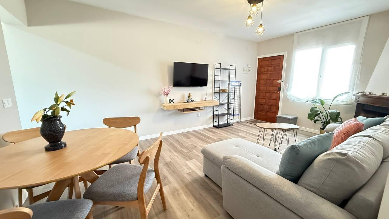Ground floor bungalow, renovated, with 2 bedrooms and 1 bathroom