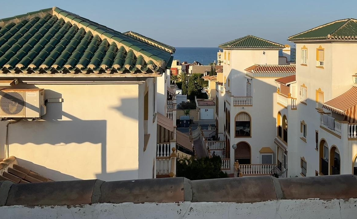 EN PLAYA DE LA MATA DUPLEX 3 HABS EN MOLINO BLANCO, PISCINA COMUNITARIA 219.000€