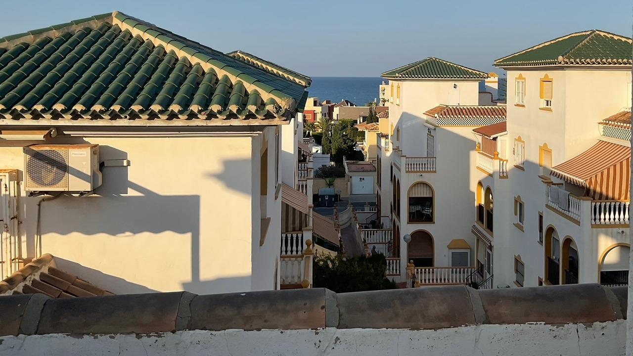 4-8-97 EN PLAYA DE LA MATA DUPLEX 3 HABS EN MOLINO BLANCO, PISCINA COMUNITARIA 219.000€