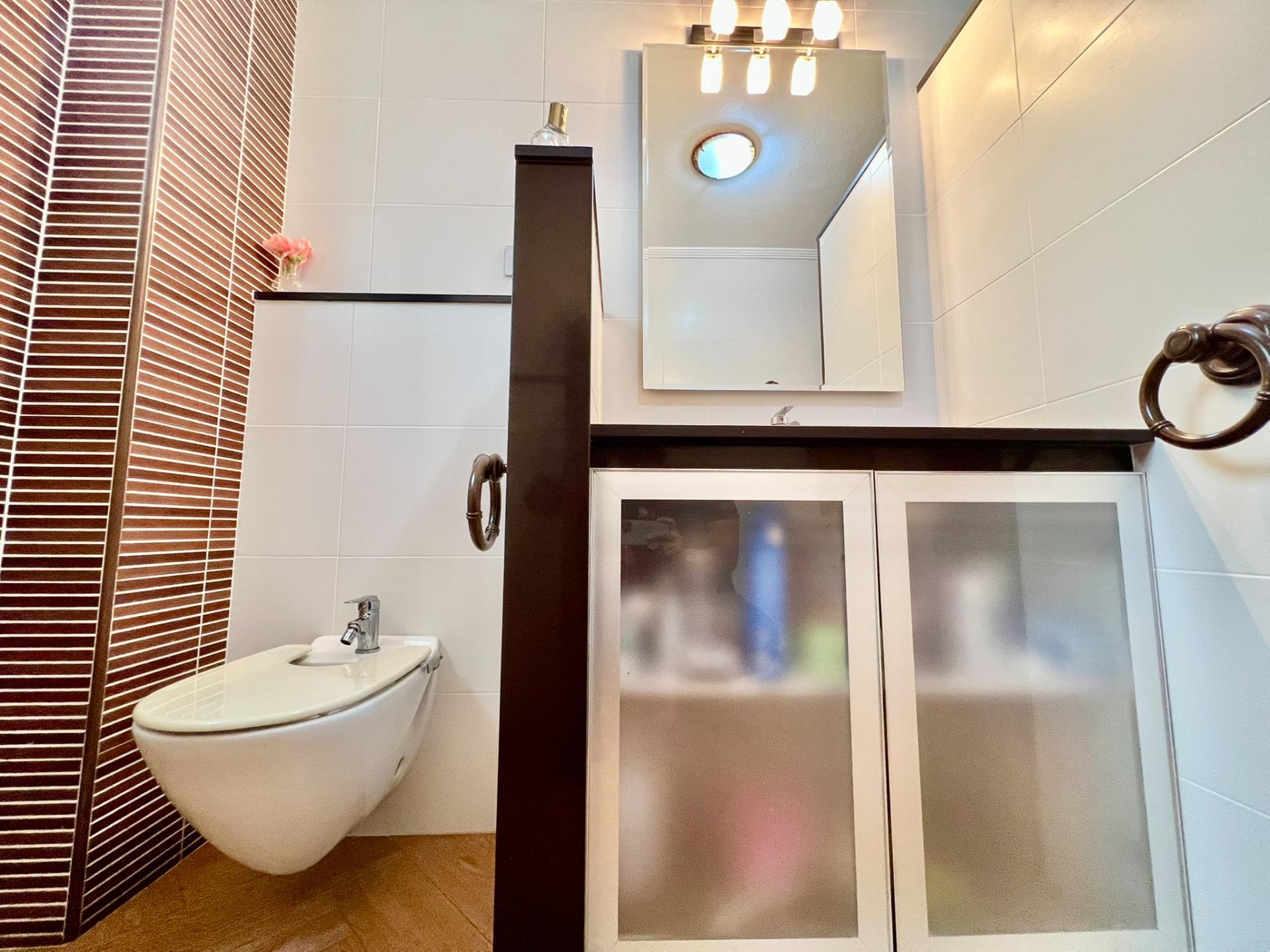 4-80-5 Confort, amplitud y exclusivididad. PISO DE 145m2 EN UBICACIÓN PRIVILEGIADA
