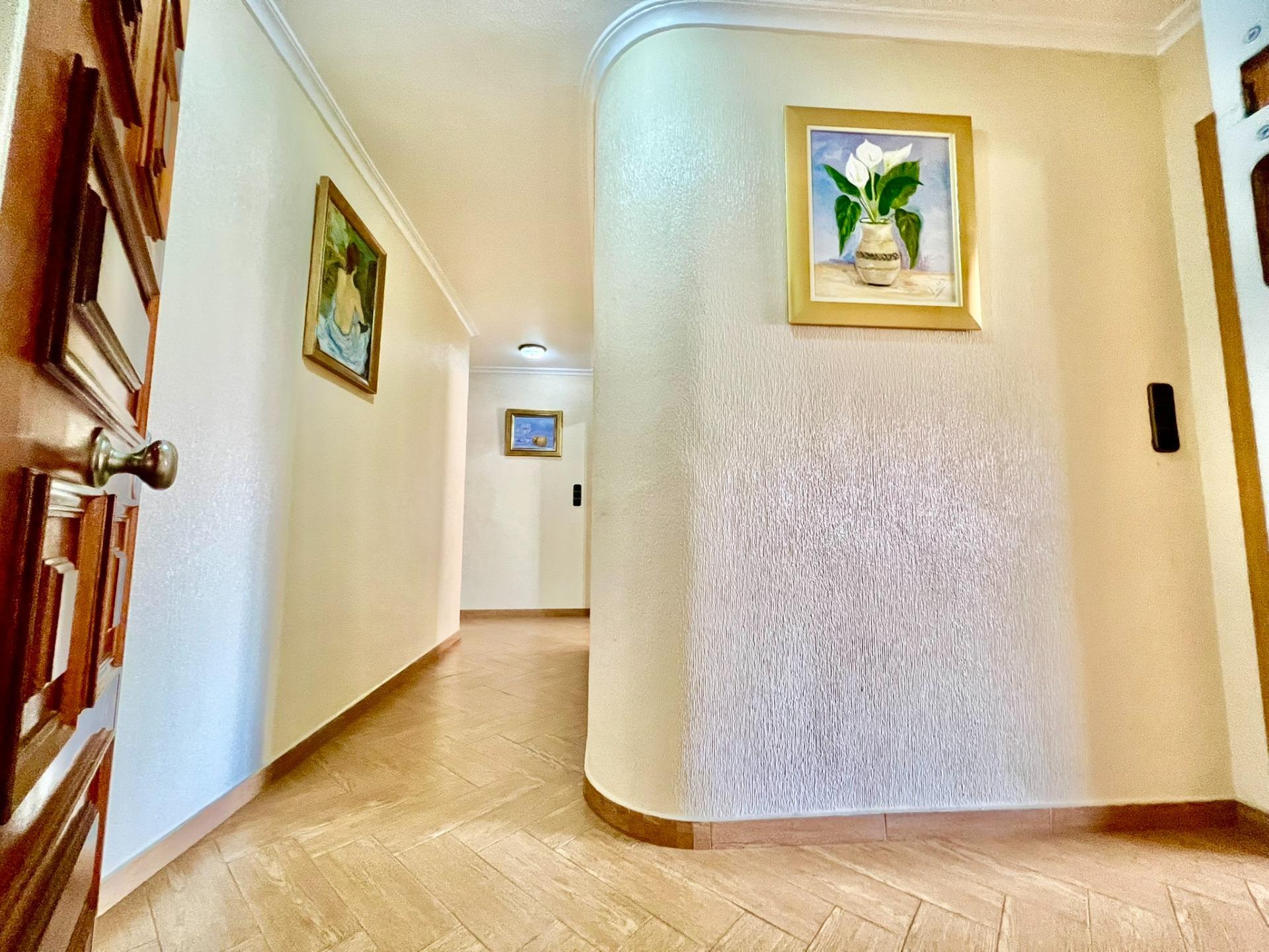 4-9-109 Confort, amplitud y exclusivididad. PISO DE 145m2 EN UBICACIÓN PRIVILEGIADA