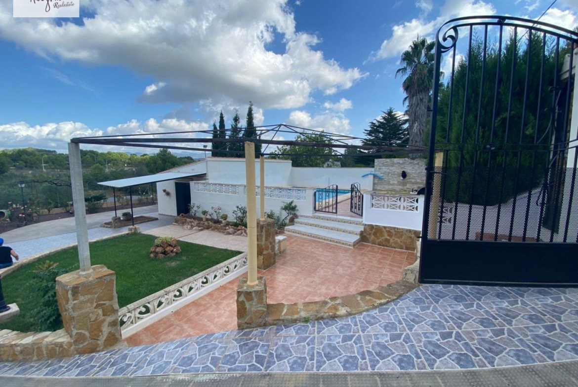 Villa for sale in Algimia de Alfara