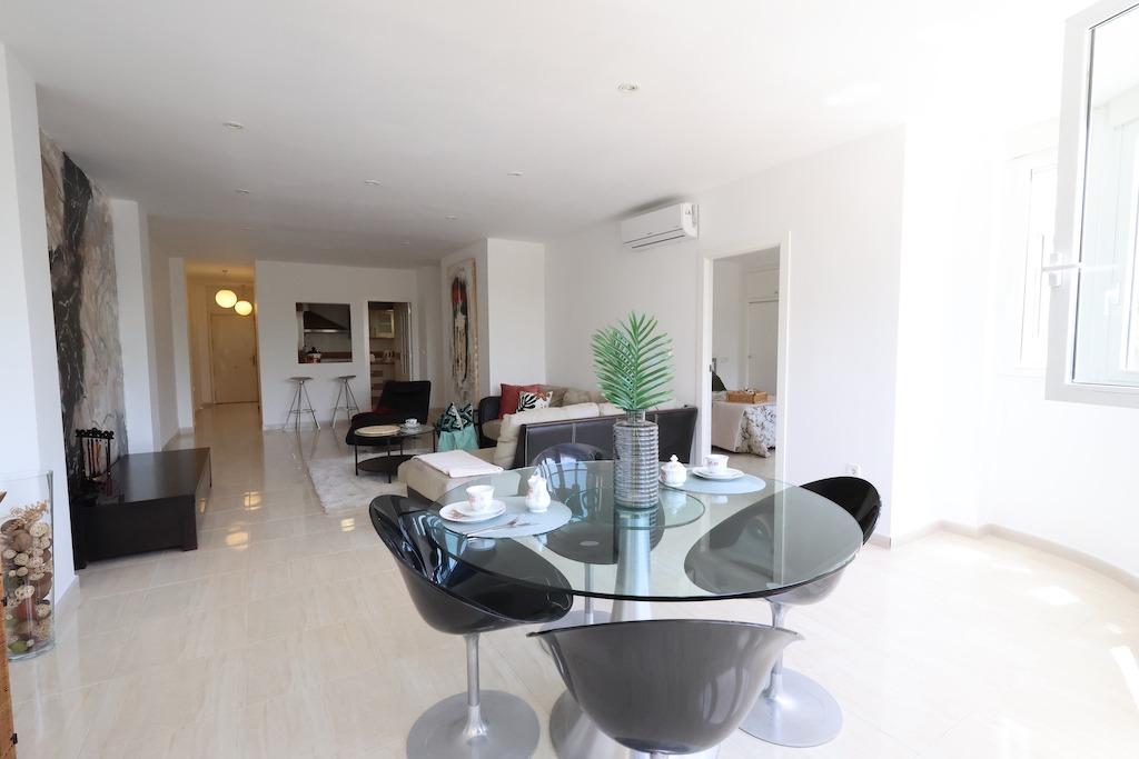 Torrevieja Avda de la Libertad, 1e verdieping appartement voor de nieuwe haven