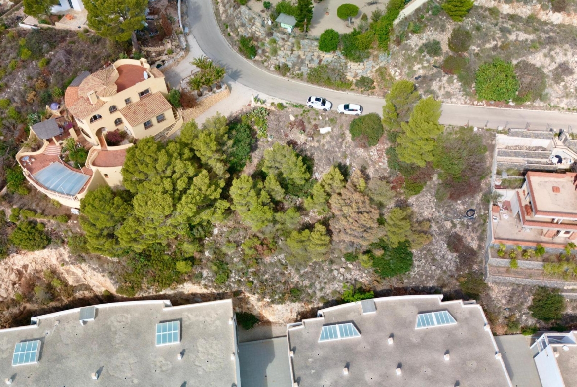 Land for sale in Altea la Vella — your perfect corner on the coast!