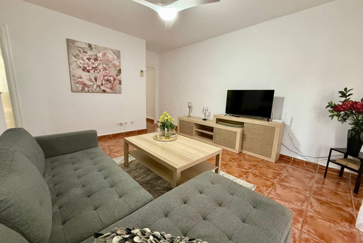 Exclusive apartment with 2 bedrooms and 3 terraces – Ref. A10245