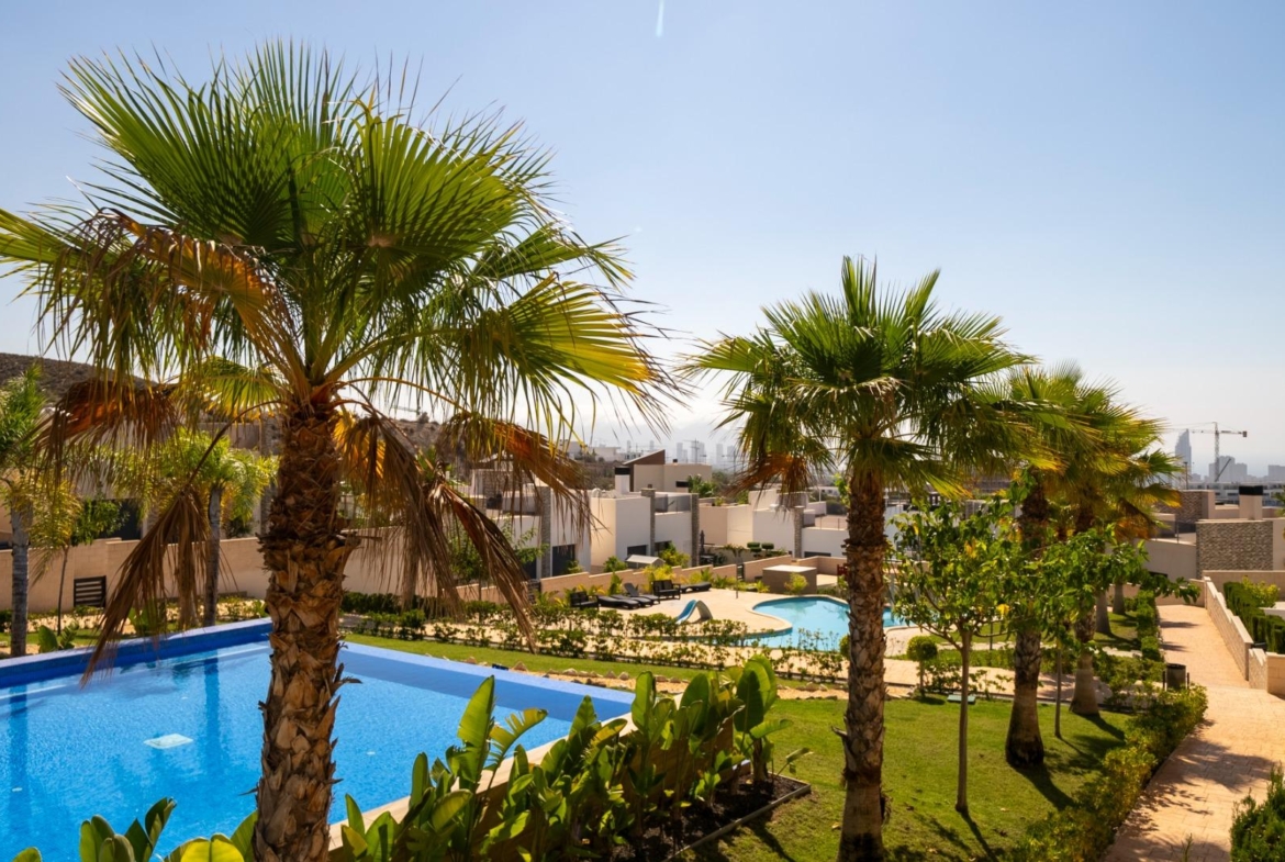 Penthouse with Solarium and BBQ in the Alegria Village Urbanization