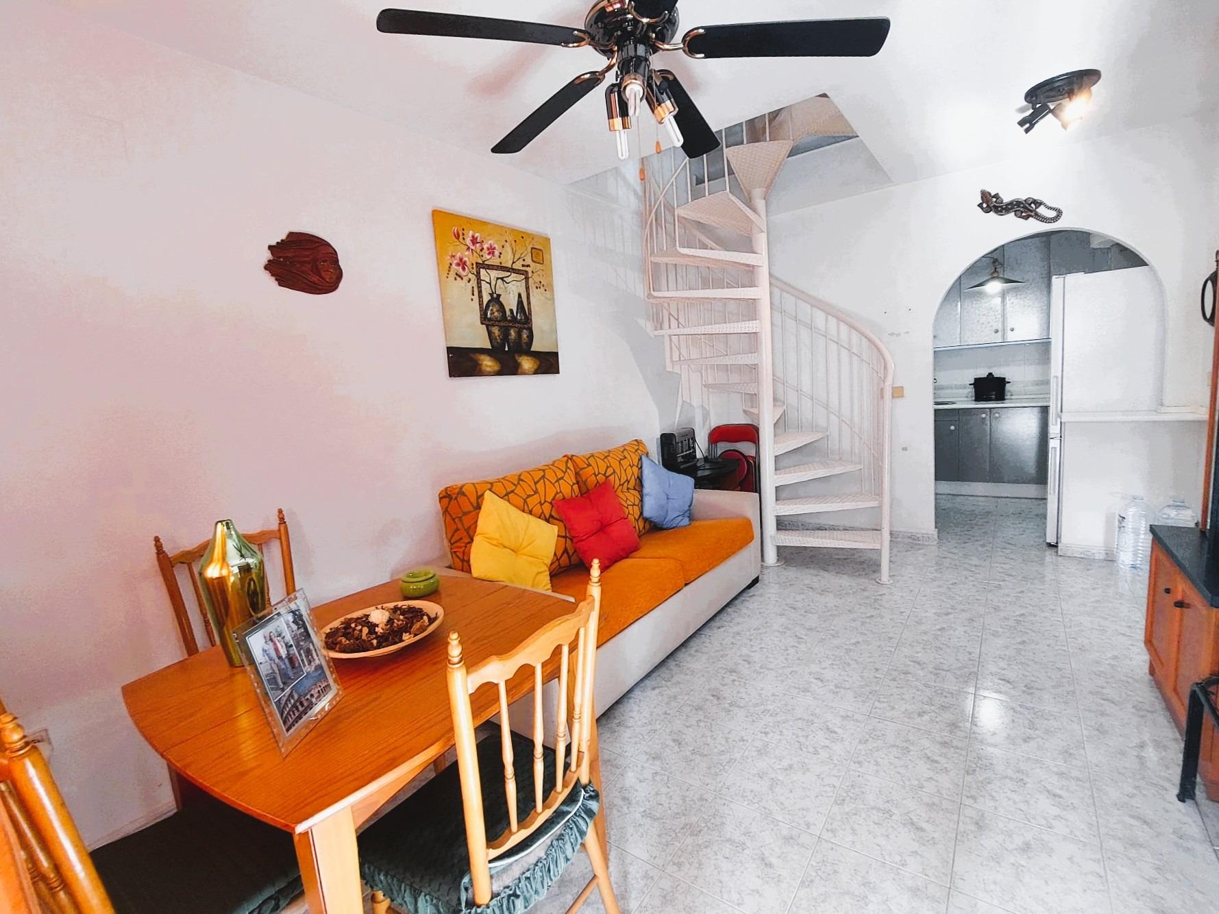 Nice bungalow on the upper floor with private solarium and sea views