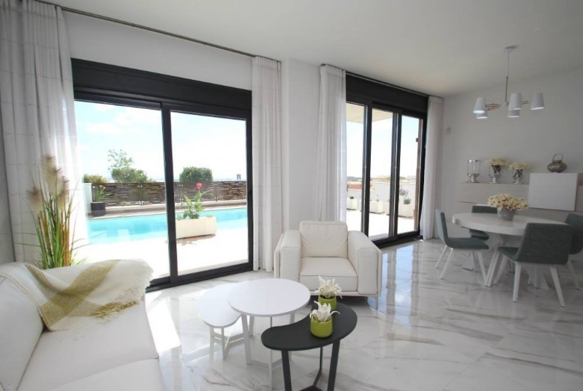 Our star villas in Dehesa de Campoamor. Price from 569 000,00 €
