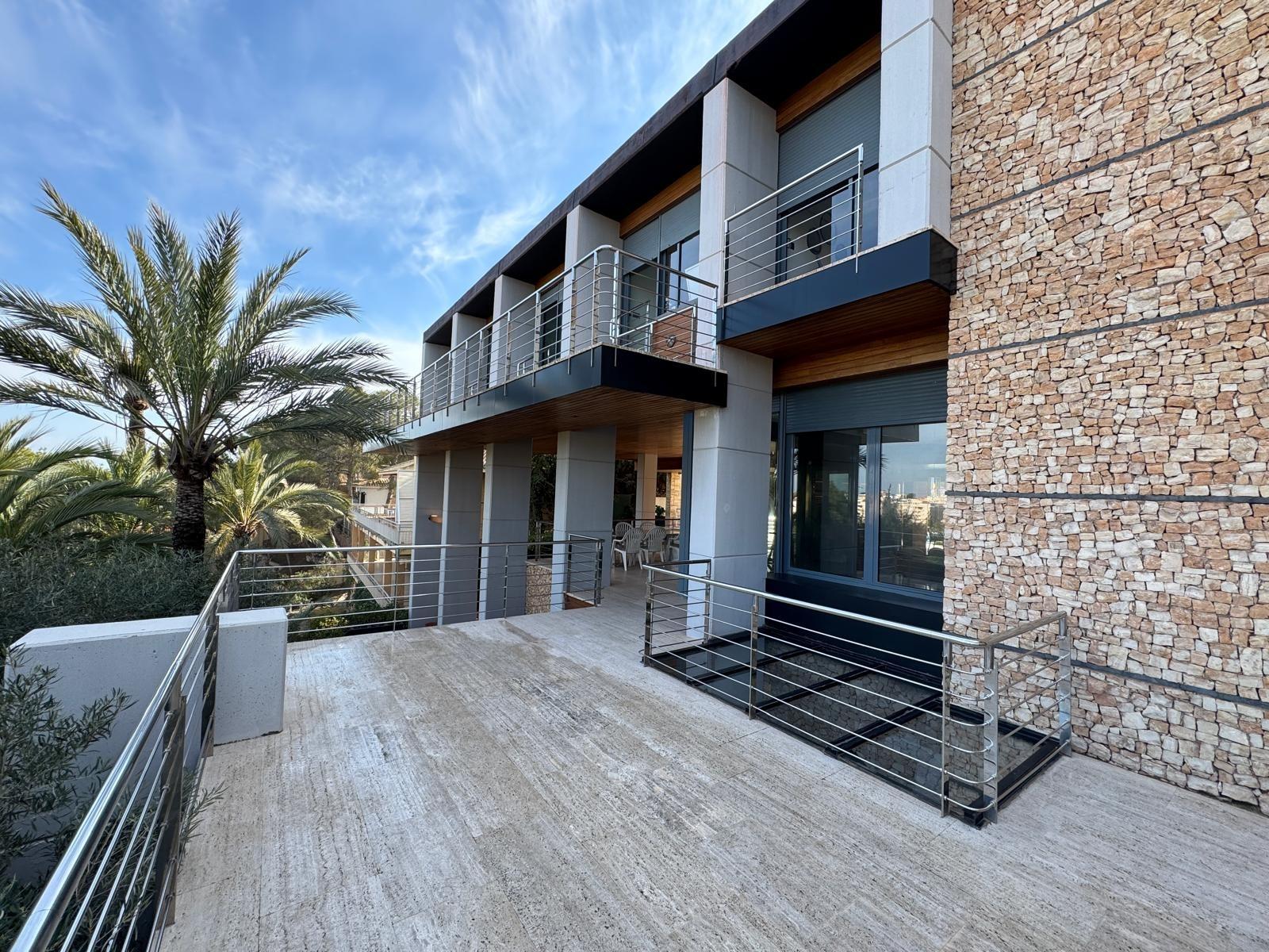 5-11-42 ESPECTACULAR VILLA EN CAMPOAMOR DE 847 M2 DE CASA Y 1500 M2 DE PARCELA. 7 DORM. 8 BAÑOS. PLAYA 750 M