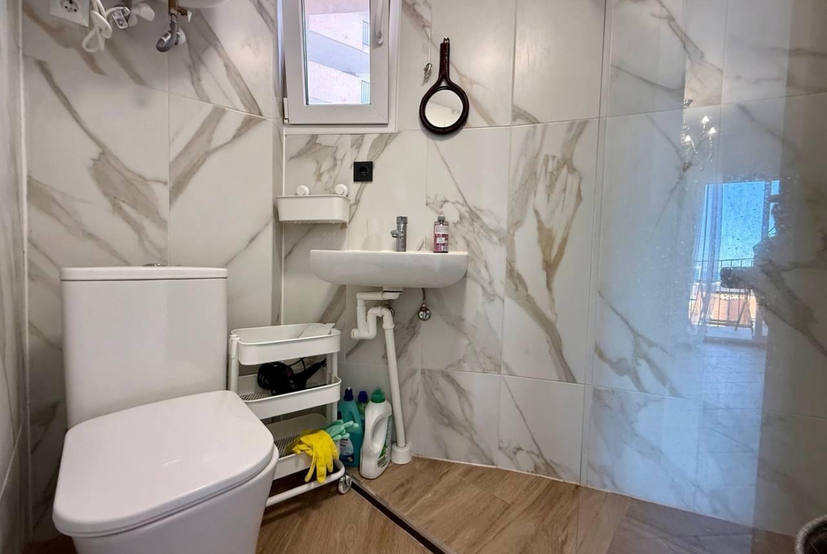 Gerenoveerde studio met uitzicht op zee, 300 meter van het strand