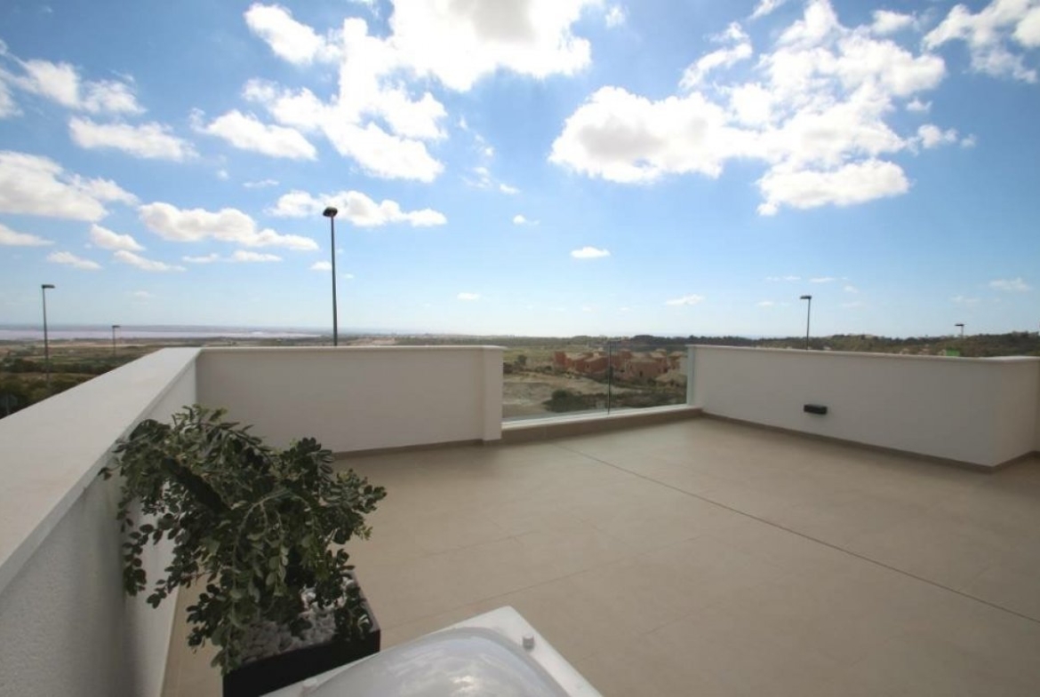 Our star villas in Dehesa de Campoamor. Price from 569 000,00 €