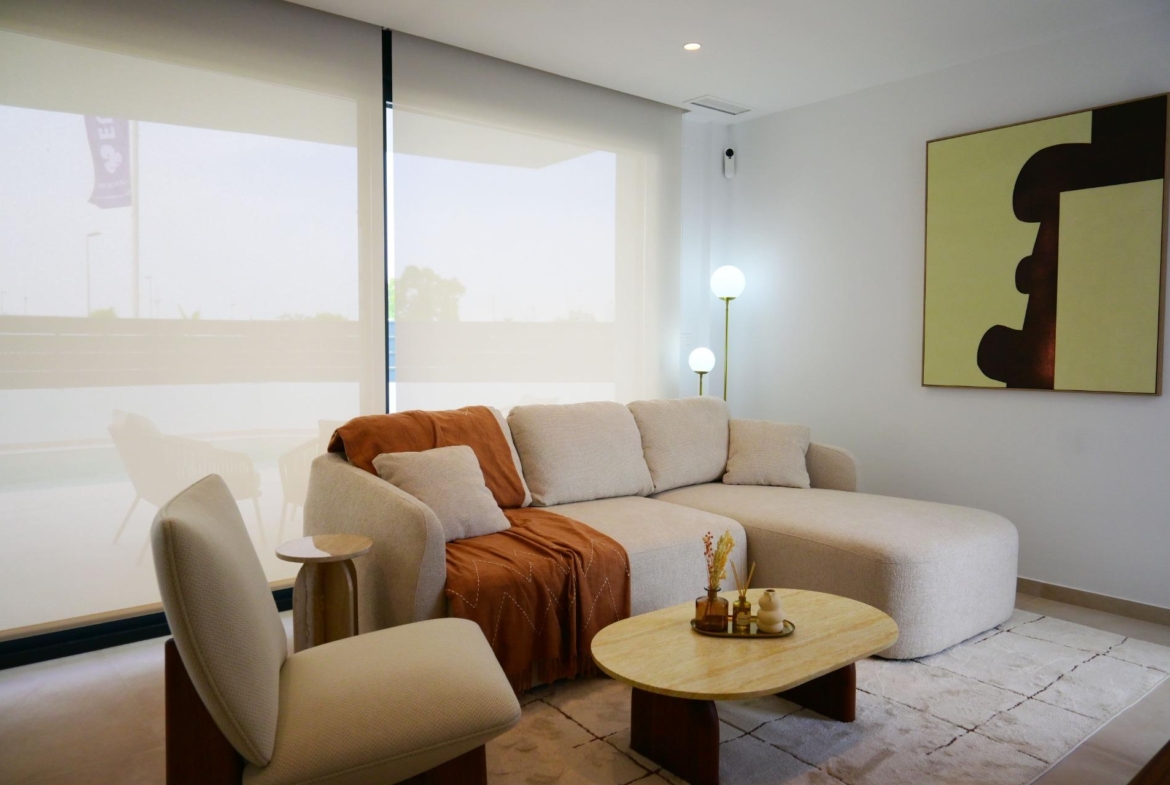 EXCLUSIVITY AND WELL-BEING: VILLA WITH GARDEN AND PRIVATE GARAGE