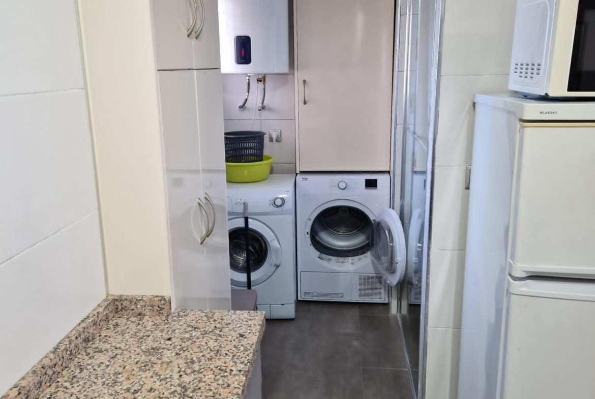 Amplio y Moderno Apartamento Reformado en Playa de San Juan