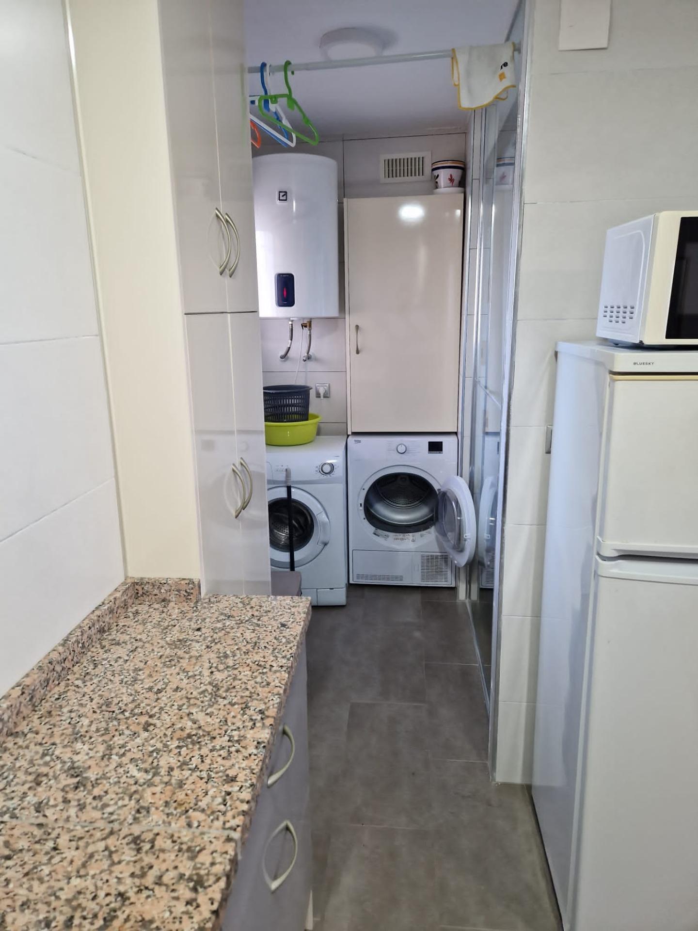 5-12-58 Amplio y Moderno Apartamento Reformado en Playa de San Juan