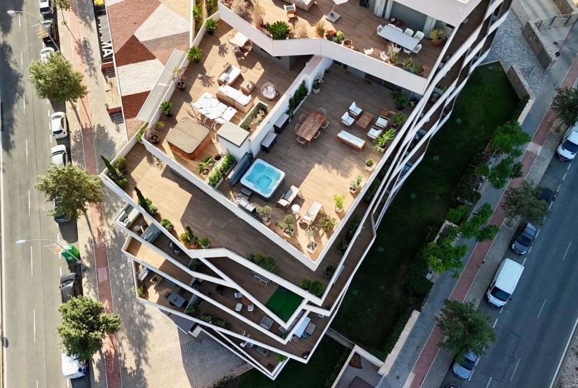 Exclusivo ático con impresionante terraza solárium en Azara, Pau 5