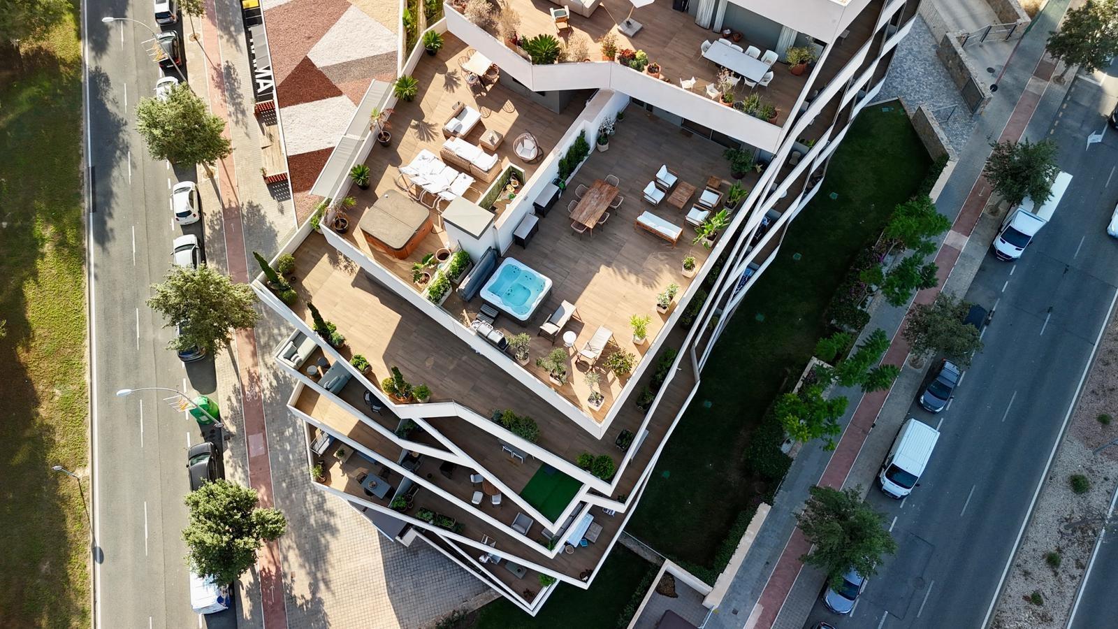 5-12-69 Exclusivo ático con impresionante terraza solárium en Azara, Pau 5