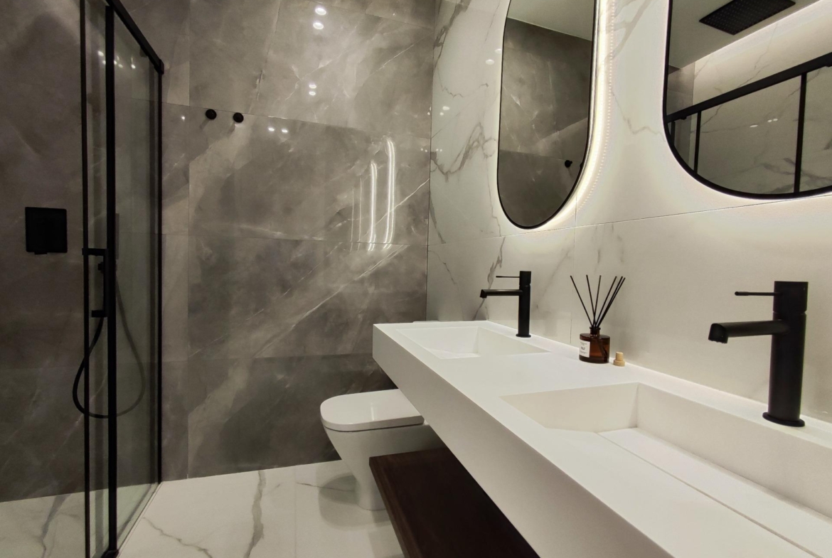 SPECTACULAR FULLY RENOVATED EXTERIOR APARTMENT IN GOYA, MADRID