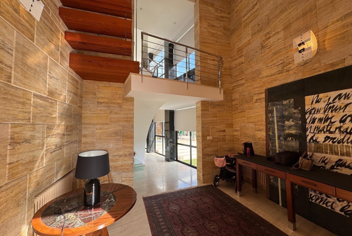 ESPECTACULAR VILLA EN CAMPOAMOR DE 847 M2 DE CASA Y 1500 M2 DE PARCELA. 7 DORM. 8 BAÑOS. PLAYA 750 M