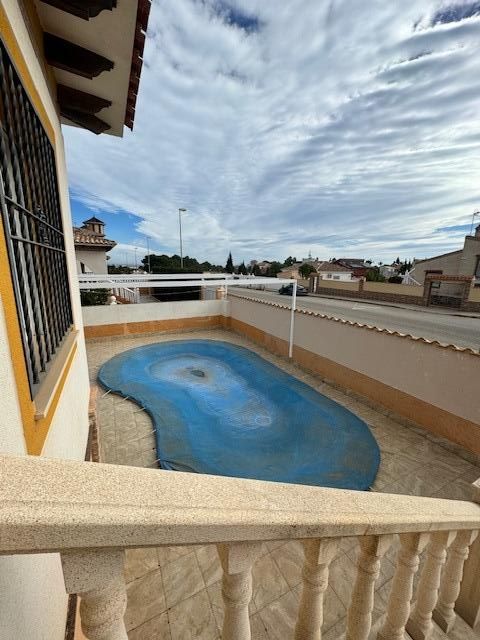 Prachtige villa met uitzicht op zee in Orihuela Costa