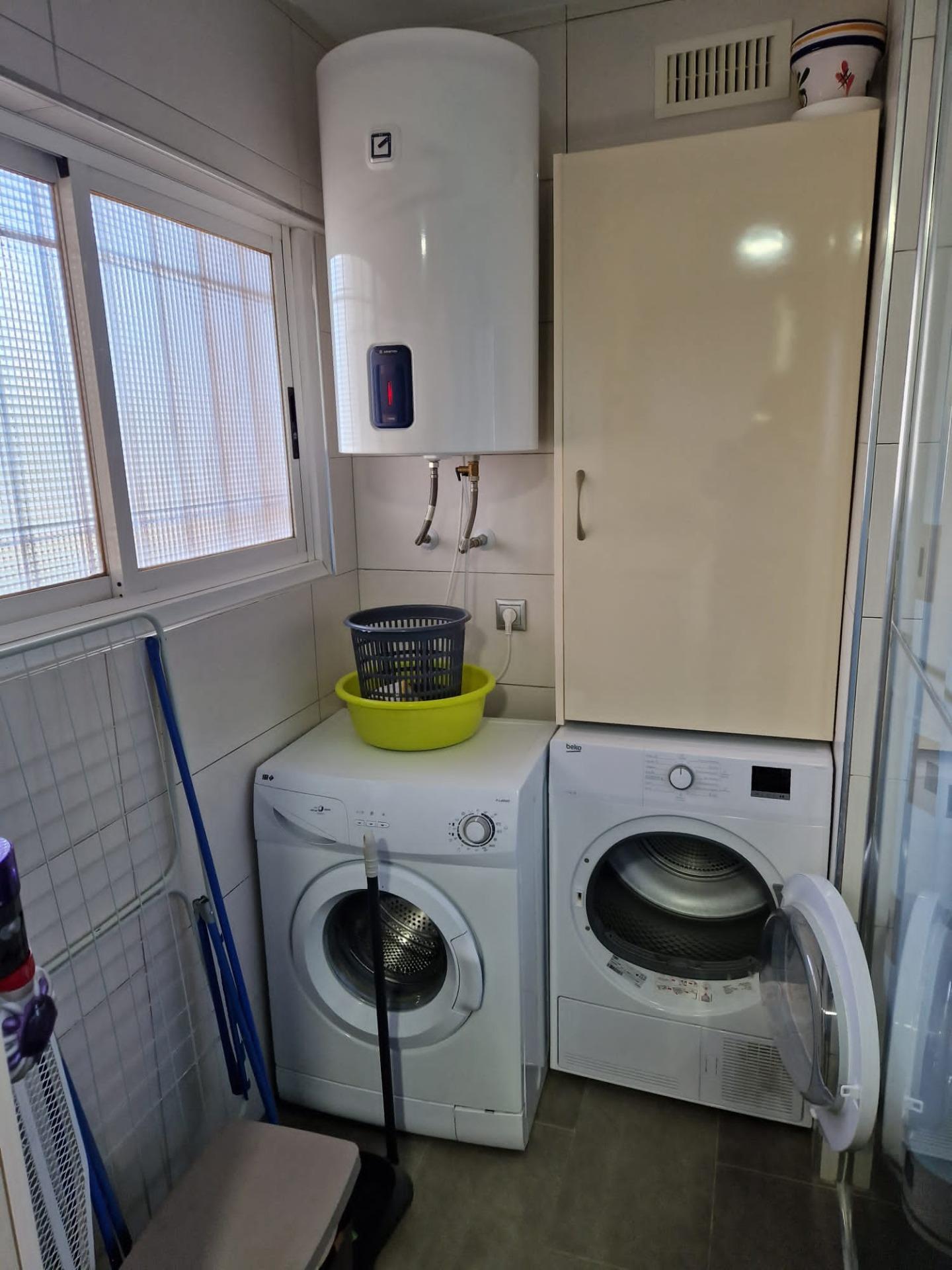 5-15-54 Amplio y Moderno Apartamento Reformado en Playa de San Juan