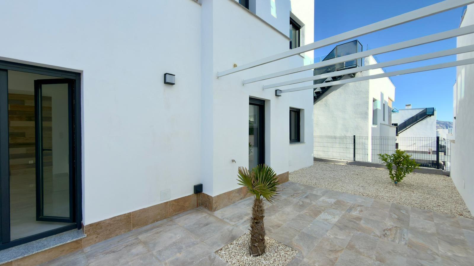 5-15-66 Exclusive villa in Polop with mountain views