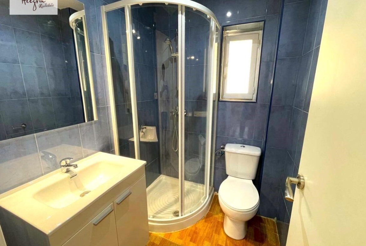 Apartment for sale (La Florida) 3 bedrooms + living room with balcony.