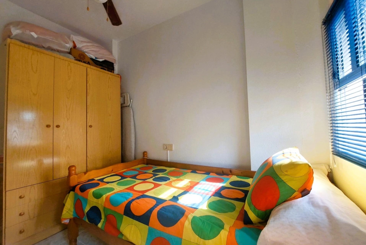 Nice bungalow on the upper floor with private solarium and sea views