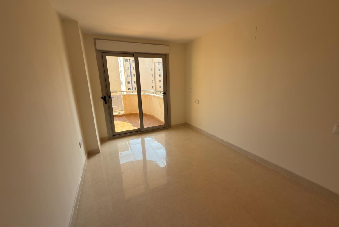 Apartamento a estrenar a 600 m de la playa