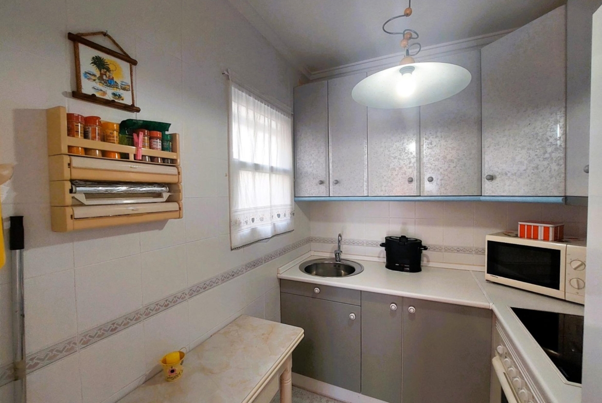 Nice bungalow on the upper floor with private solarium and sea views